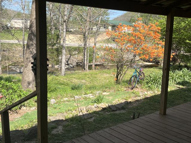 999 Kilburn Hollow Rd, Waynesboro, TN 38485