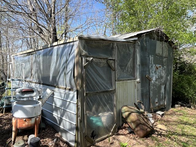 999 Kilburn Hollow Rd, Waynesboro, TN 38485