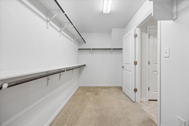 179 Belwood DR, Buda, TX 78610