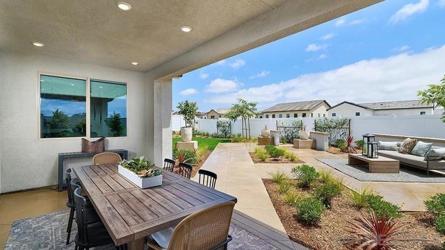 262 Reid Way, Oceanside, CA 92057