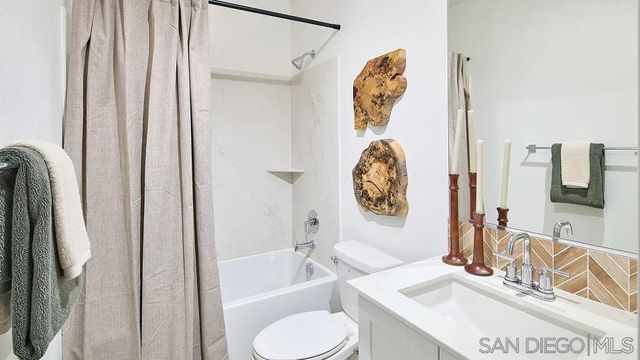 262 Reid Way, Oceanside, CA 92057
