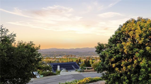 20111 Evening Breeze Dr, Walnut, CA 91789