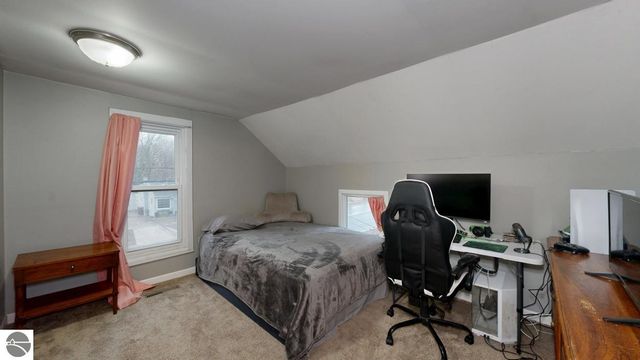 233 E Wright Avenue, Shepherd, MI 48883