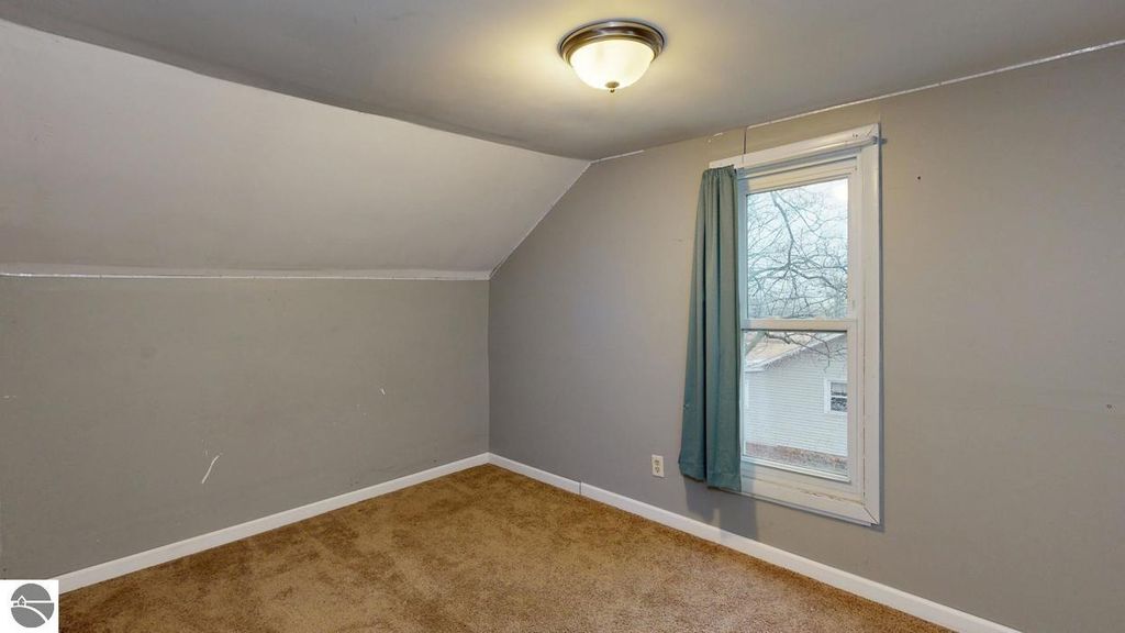 Image 17 of property listing at 233 E Wright Avenue, Shepherd, MI 48883