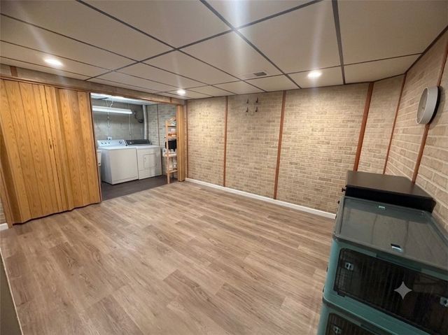169 London Towne Dr, Brookline, PA 15226