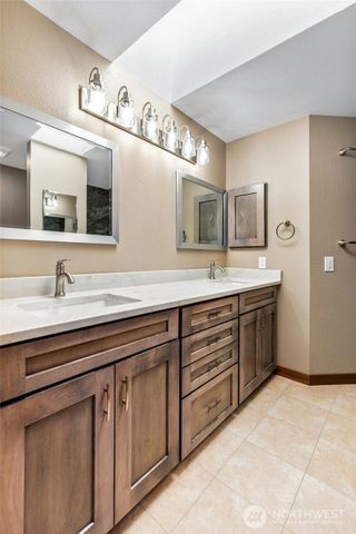 833 15th Court, Mukilteo, WA 98275
