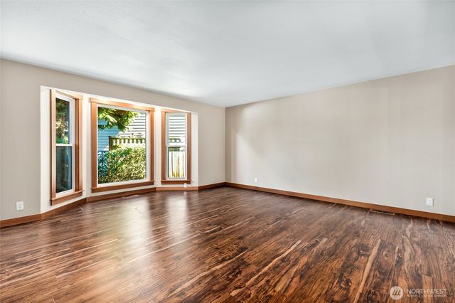 833 15th Court, Mukilteo, WA 98275