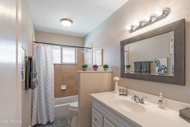 6532 E CYPRESS Street, Scottsdale, AZ 85257