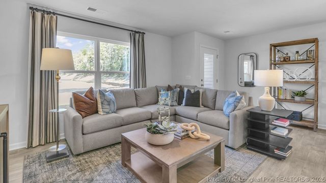 155 Trumpet Vine Road, Aberdeen, NC 28315