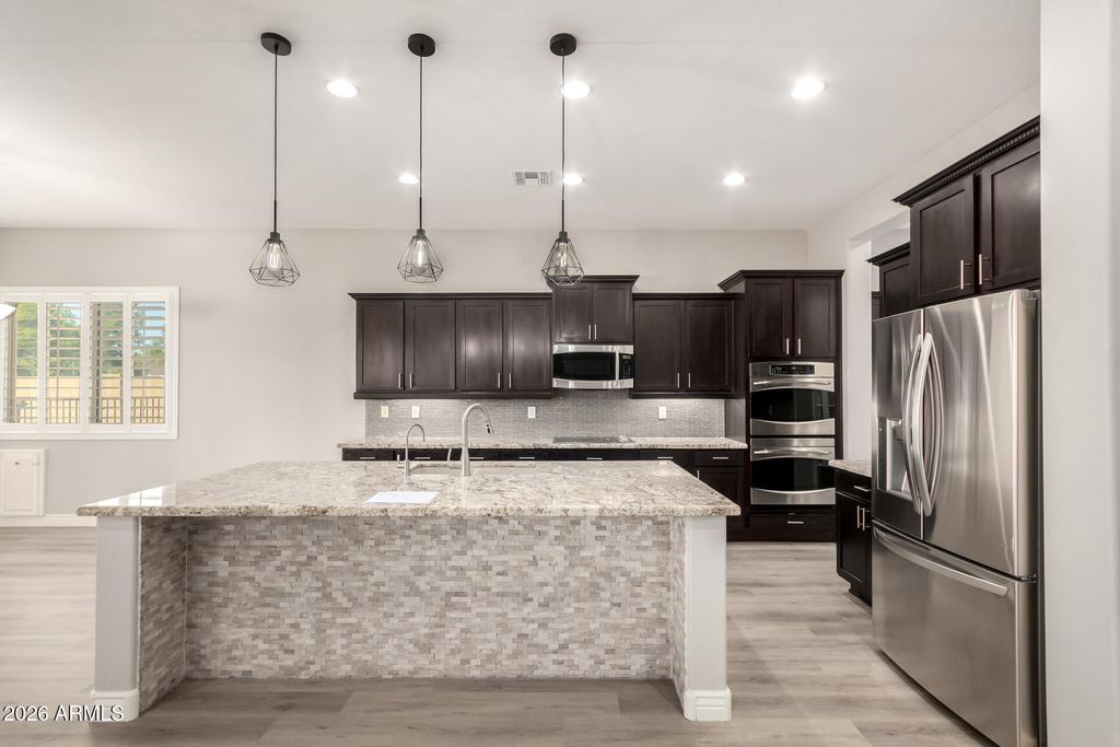 Image 14 of property listing at 3016 N GLENVIEW --, Mesa, AZ 85213