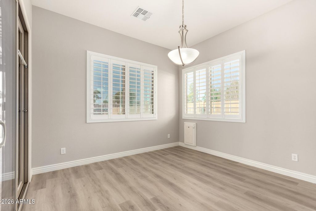 Image 17 of property listing at 3016 N GLENVIEW --, Mesa, AZ 85213