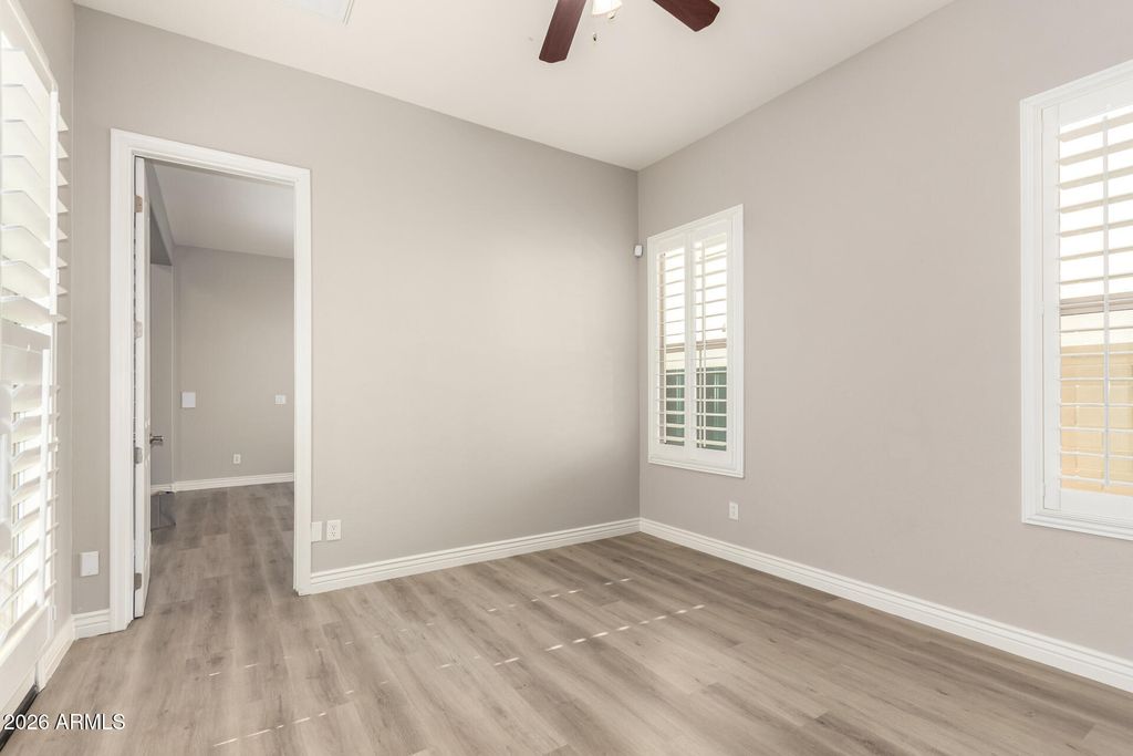 Image 20 of property listing at 3016 N GLENVIEW --, Mesa, AZ 85213