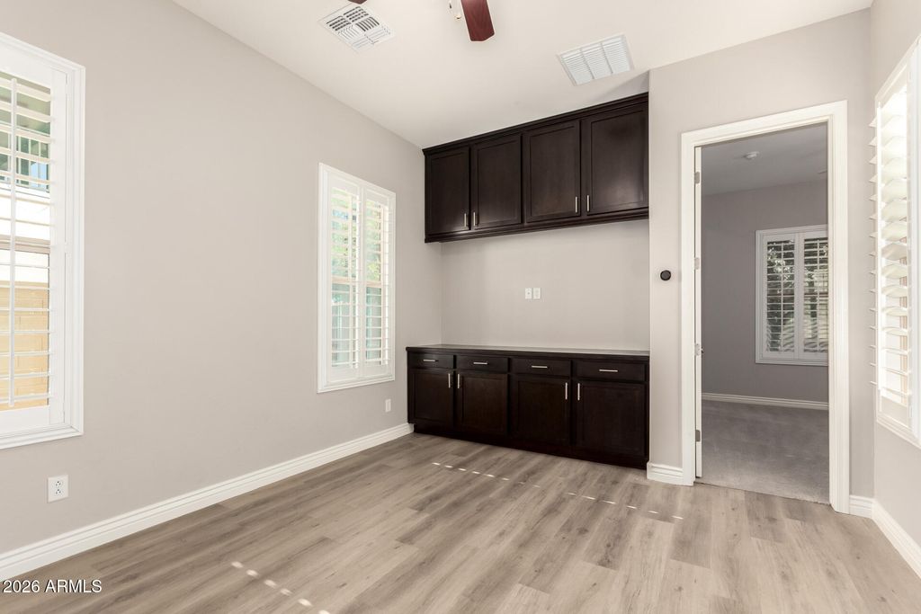 Image 21 of property listing at 3016 N GLENVIEW --, Mesa, AZ 85213