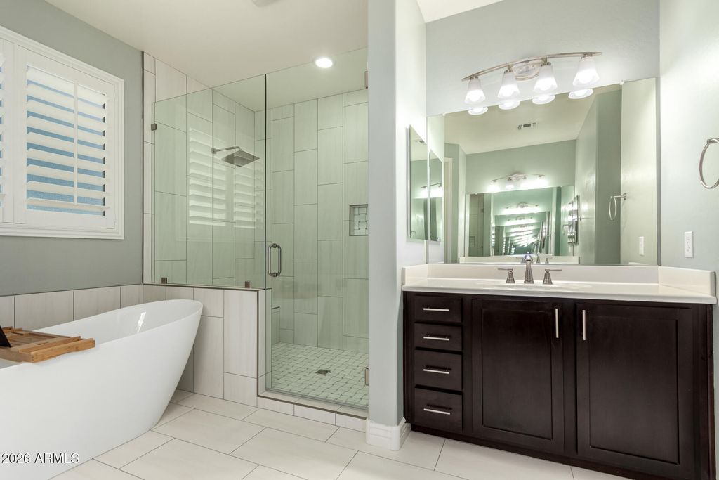 Image 27 of property listing at 3016 N GLENVIEW --, Mesa, AZ 85213