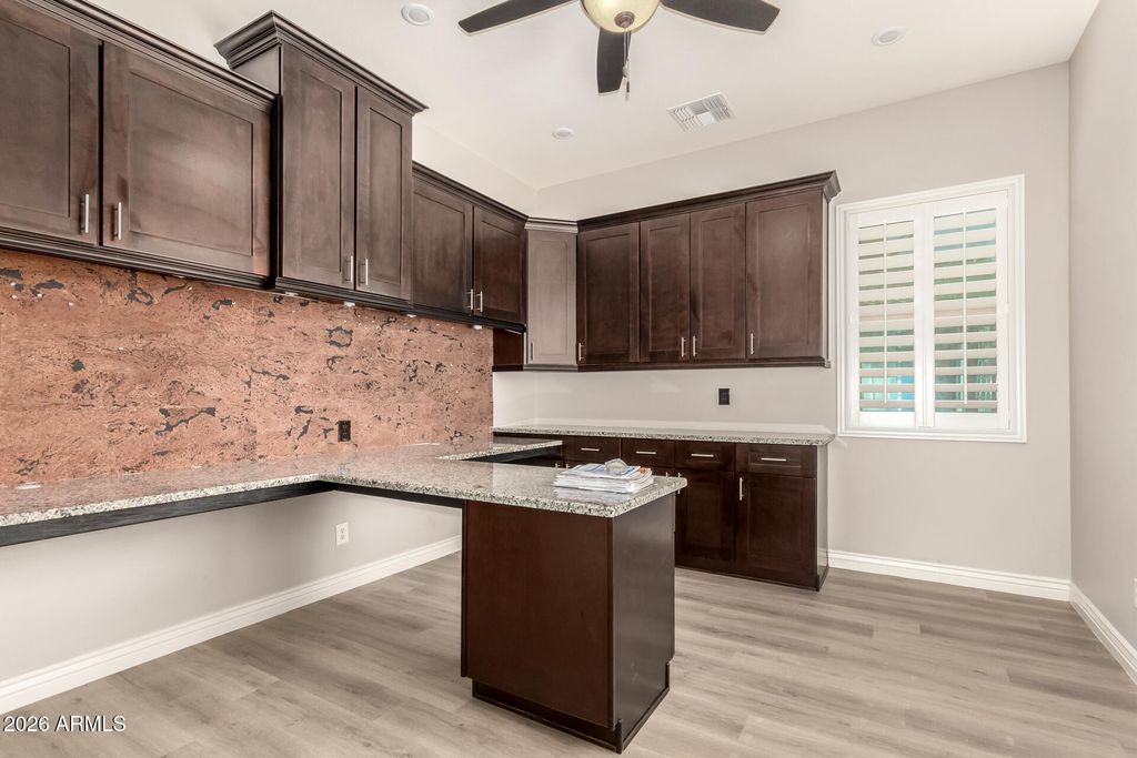 Image 46 of property listing at 3016 N GLENVIEW --, Mesa, AZ 85213