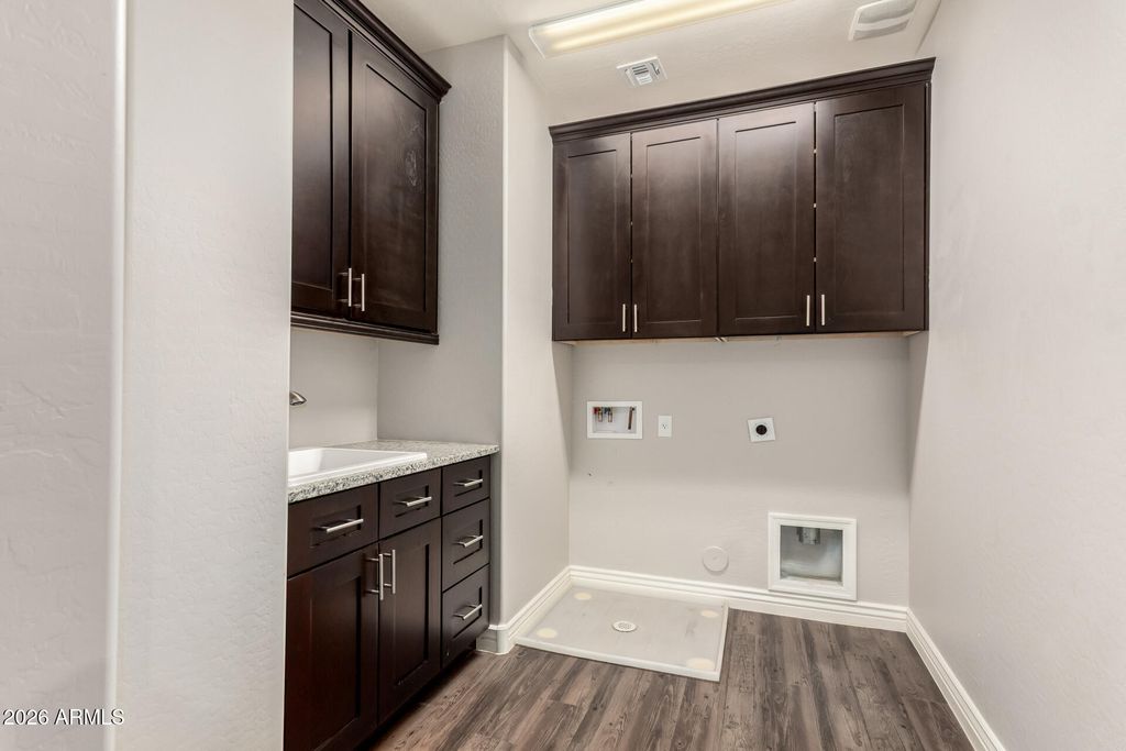 Image 49 of property listing at 3016 N GLENVIEW --, Mesa, AZ 85213