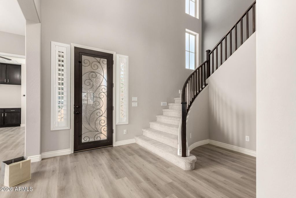 Image 9 of property listing at 3016 N GLENVIEW --, Mesa, AZ 85213