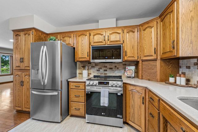 1150 Menke Circle, Shakopee, MN 55379