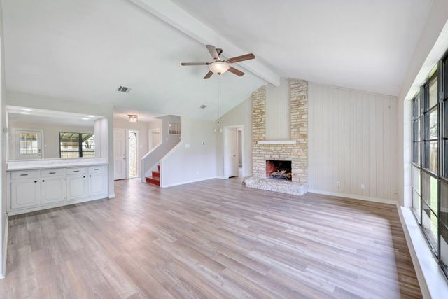 200 Woodmont DR, Georgetown, TX 78628