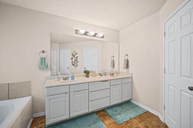 2811 Briar Breeze Drive, Rosenberg, TX 77471