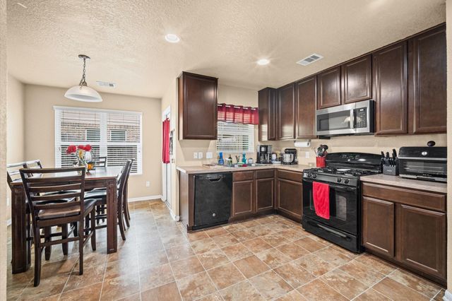 2811 Briar Breeze Drive, Rosenberg, TX 77471