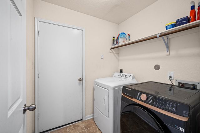 2811 Briar Breeze Drive, Rosenberg, TX 77471