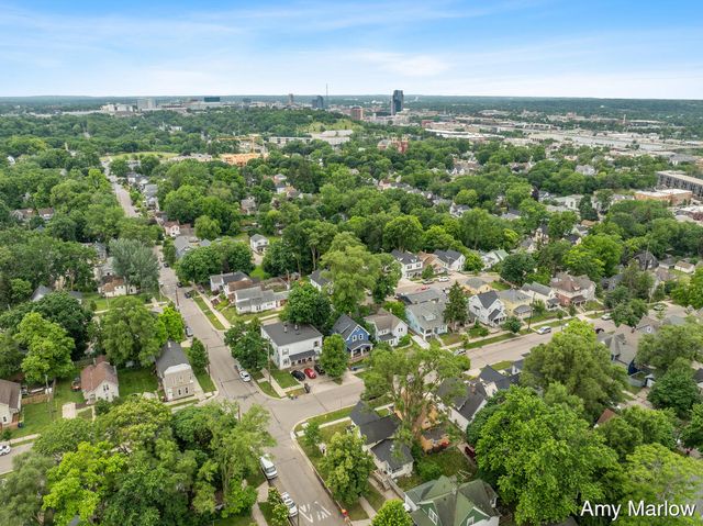 357 Quimby Street NE, Grand Rapids, MI 49505