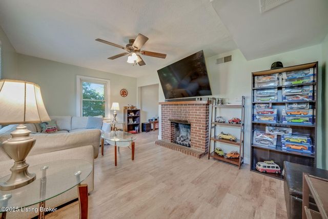 3713 Glengyle Ave, Louisville, KY 40218