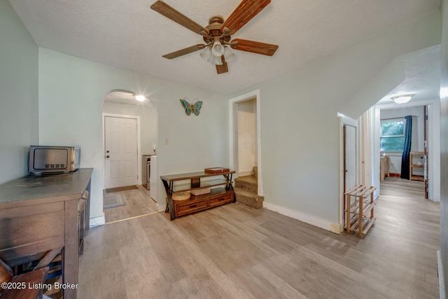 3713 Glengyle Ave, Louisville, KY 40218