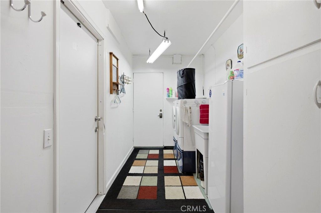 Image 15 of property listing at 411 Brentwood, Hemet, CA 92543