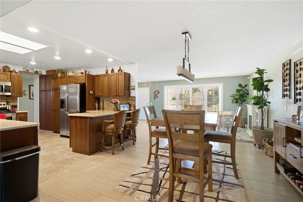 Image 17 of property listing at 411 Brentwood, Hemet, CA 92543
