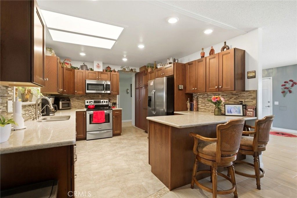 Image 18 of property listing at 411 Brentwood, Hemet, CA 92543