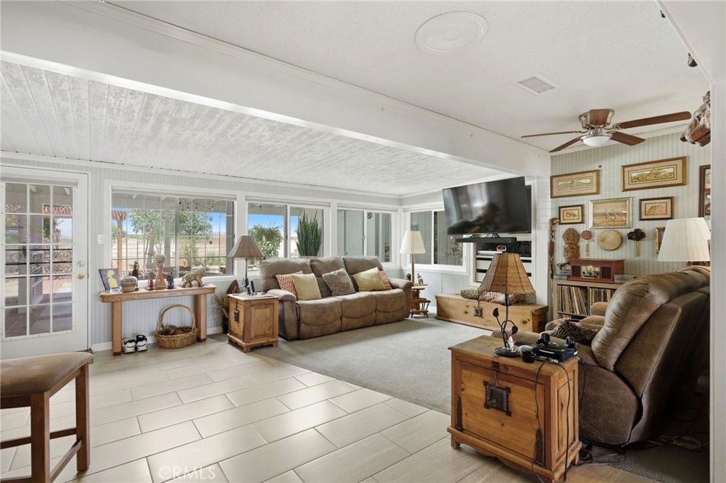 Image 20 of property listing at 411 Brentwood, Hemet, CA 92543