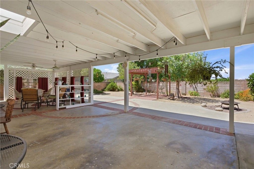 Image 25 of property listing at 411 Brentwood, Hemet, CA 92543