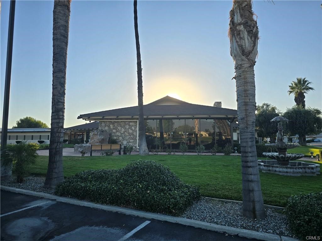 Image 33 of property listing at 411 Brentwood, Hemet, CA 92543
