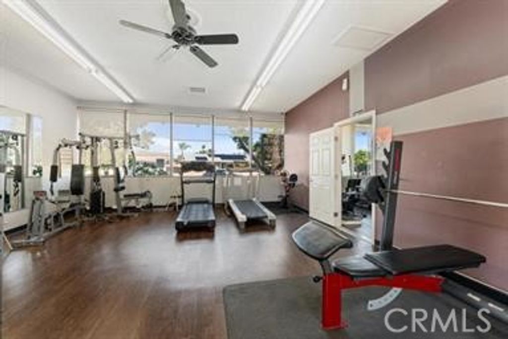 Image 37 of property listing at 411 Brentwood, Hemet, CA 92543