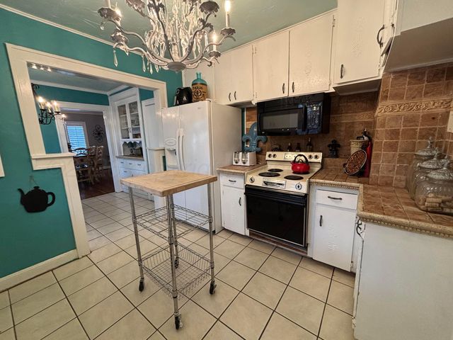 1232 CROCKETT Street, Amarillo, TX 79102