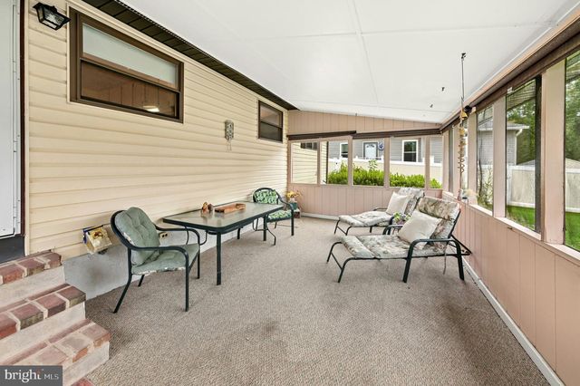 840 ROGER RD, Warminster, PA 18974