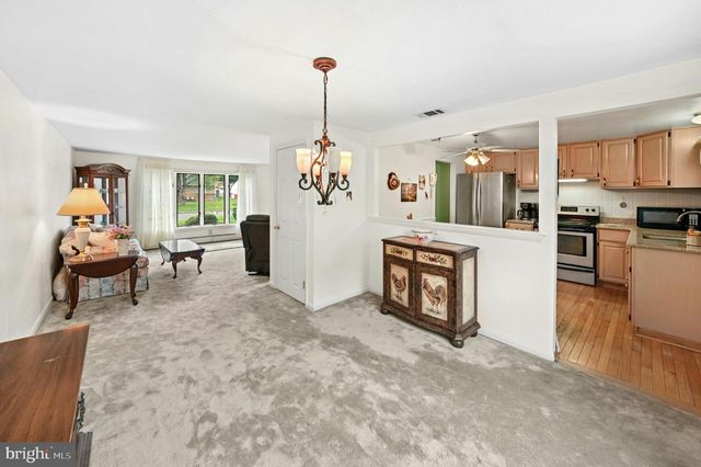 840 ROGER RD, Warminster, PA 18974
