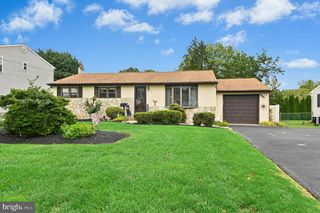 840 ROGER RD, Warminster, PA 18974