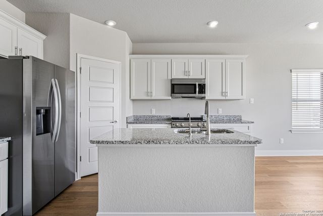 7142 Magnolia Creek, San Antonio, TX 78252