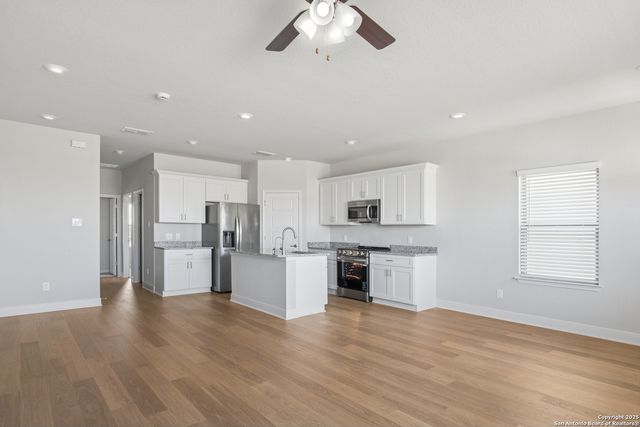 7142 Magnolia Creek, San Antonio, TX 78252