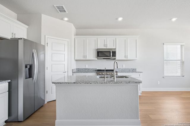 7142 Magnolia Creek, San Antonio, TX 78252