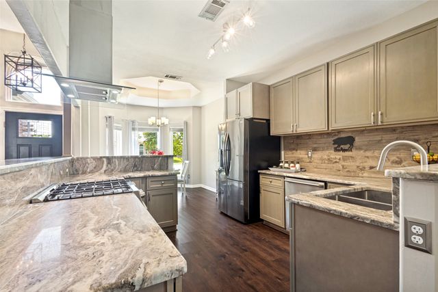 1325 Falcon Drive, Lewisville, TX 75077