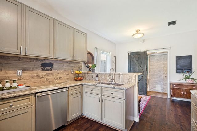 1325 Falcon Drive, Lewisville, TX 75077