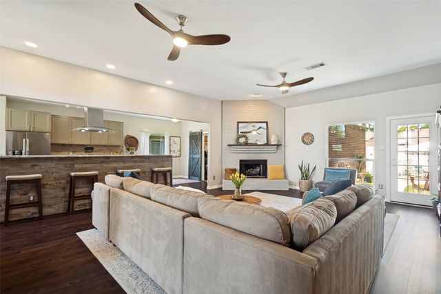 1325 Falcon Drive, Lewisville, TX 75077