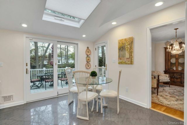 22 Abbey Drive, Commack, NY 11725