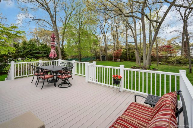 22 Abbey Drive, Commack, NY 11725