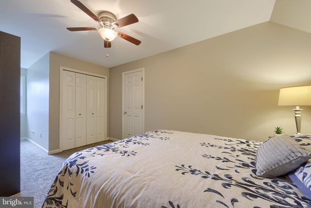 3949 BIRCHWOOD LN, Columbia, PA 17512
