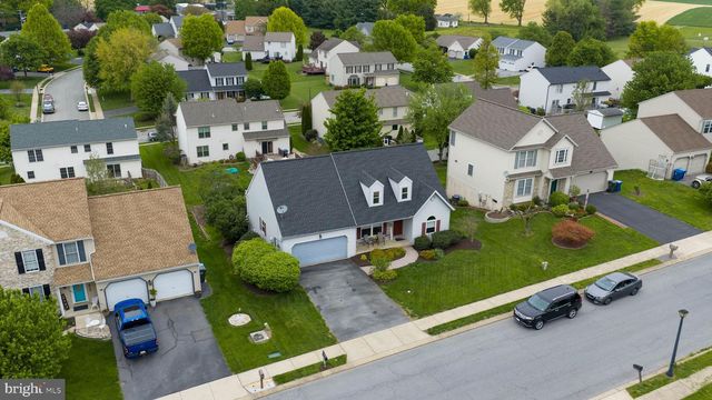 3949 BIRCHWOOD LN, Columbia, PA 17512
